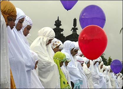 САМИ МУСУЛЬМАНЕ ВОЗМУЩЕНЫ САМИ МУСУЛЬМАНЕ ВОЗМУЩЕНЫ