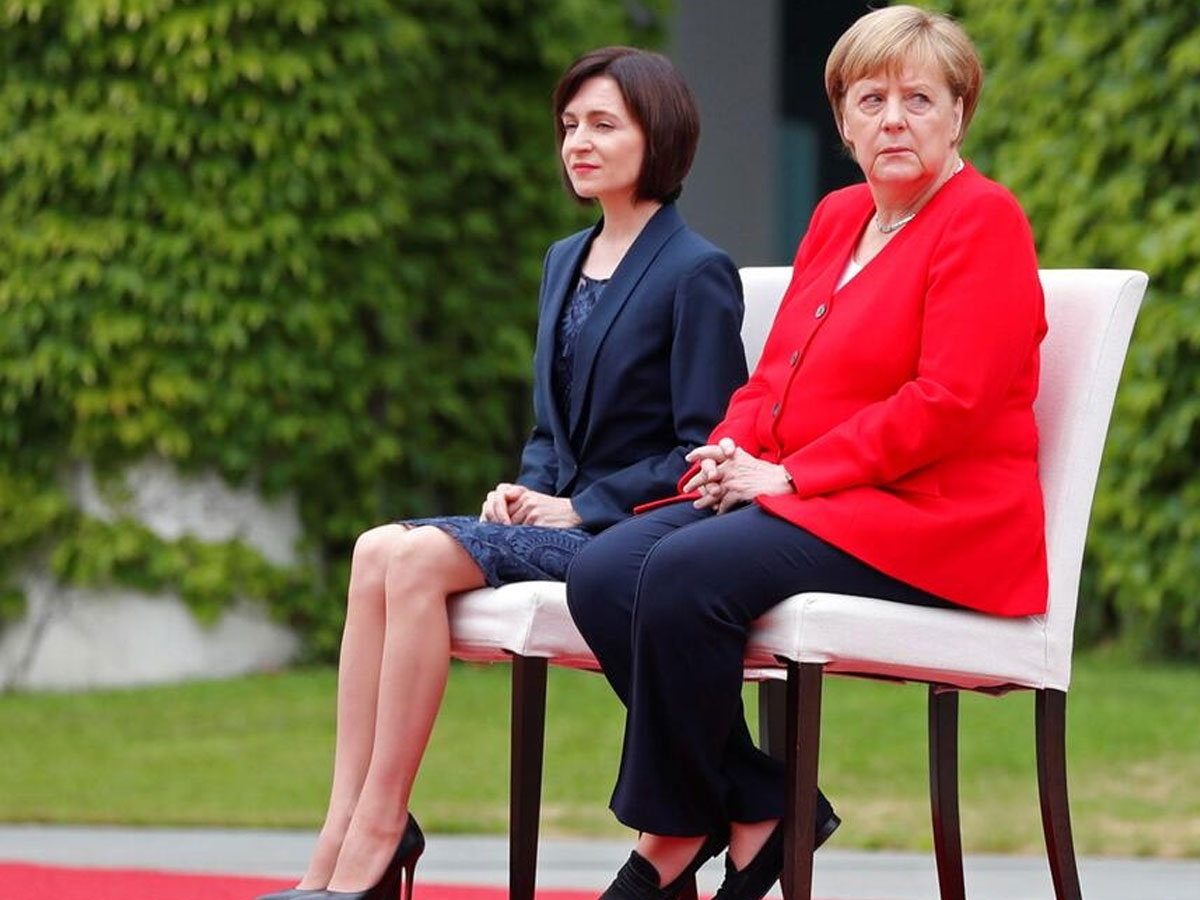 СМИ: Меркель отказала в ужине будущему главе ее партии