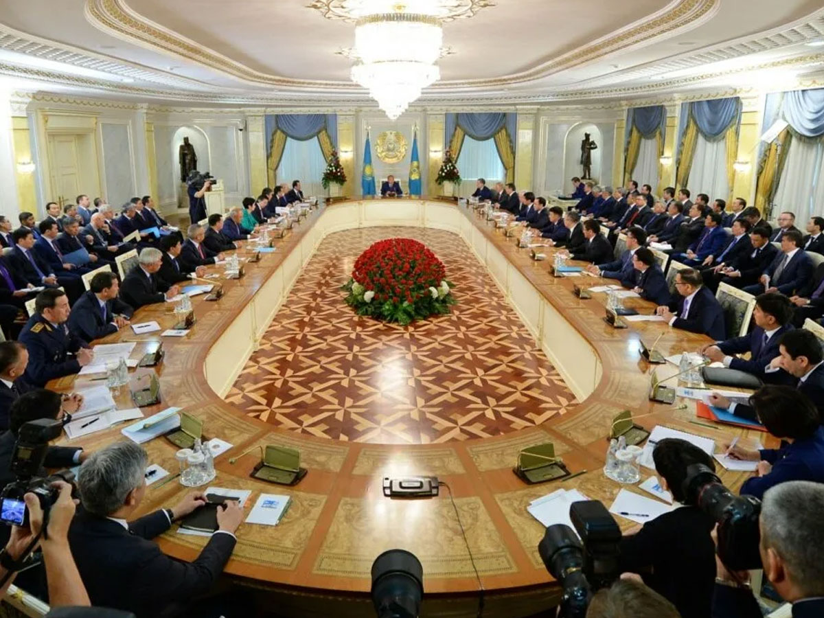 Банкир Аблязов опроверг участие в финансировании протестов в Казахстане